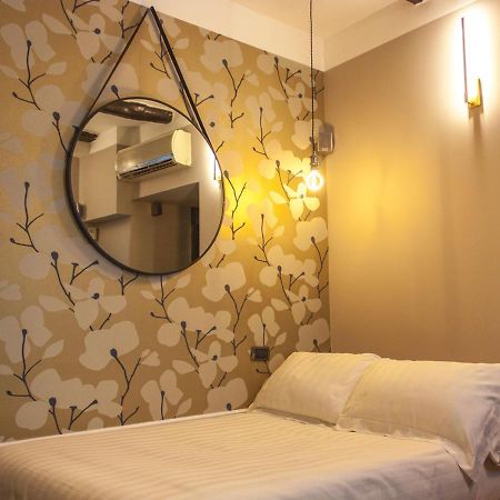 Relais Santa Chiara Daire Napoli Dış mekan fotoğraf